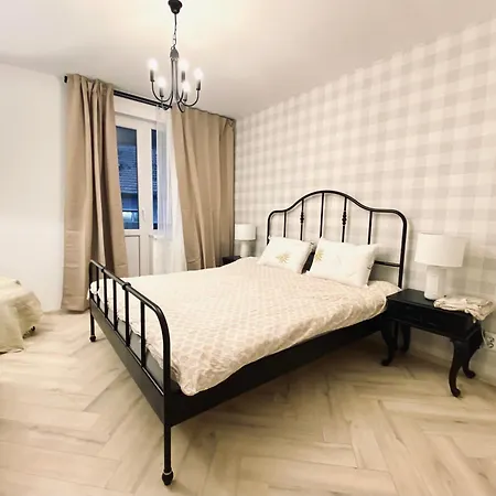 아파트 Interbelic-central Apartament *